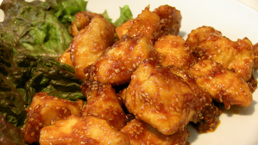 ハニーシラチャーチキンとブロッコリーのミールプレップボウルのレシピ