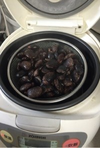 簡単で美味しい炊飯器で蒸し紫花豆