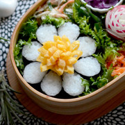 海苔巻かず◎お花型ご飯◎お弁当に♪の写真
