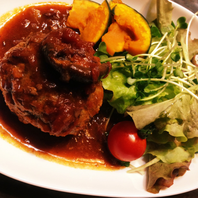 【みんなが作ってる】 牛ひき肉 煮込みハンバーグのレシピ 【クックパッド】 簡単おいしいみんなのレシピが330万品