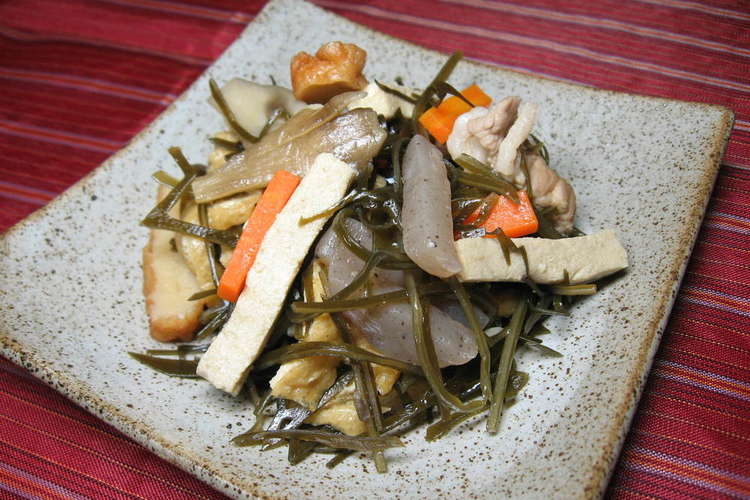 凍み豆腐入り切り昆布煮 レシピ 作り方 By ミセス高橋 クックパッド 簡単おいしいみんなのレシピが351万品