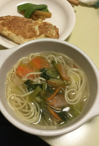 野菜スープの簡単アレンジ♪スープパスタ