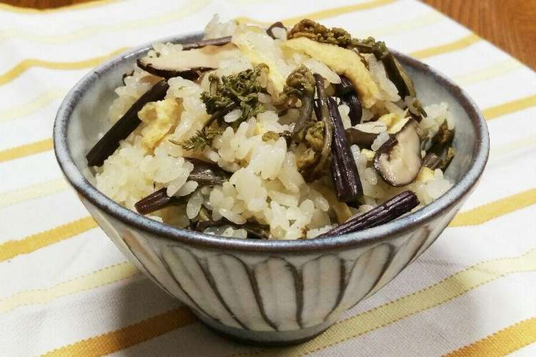 山菜 わらびの炊き込みご飯 レシピ 作り方 By もえちゃんはは クックパッド 簡単おいしいみんなのレシピが357万品