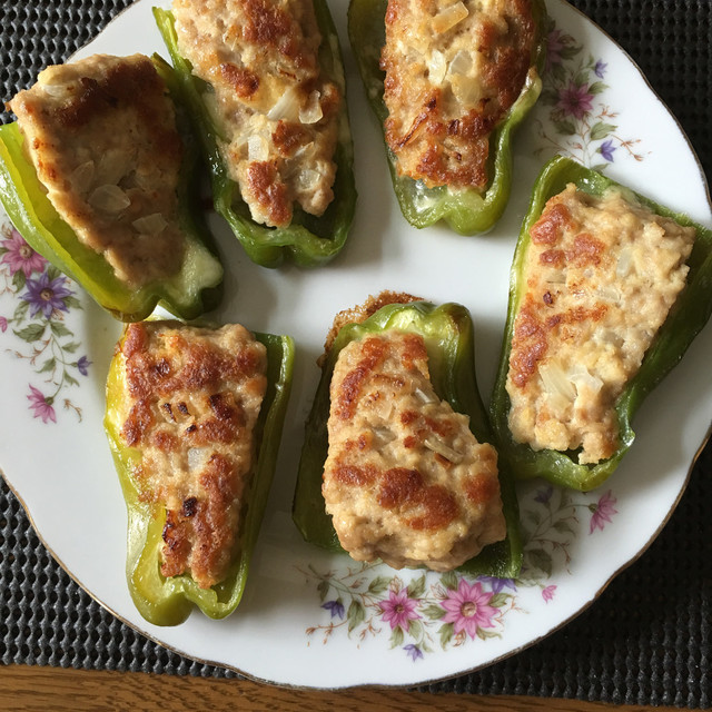 冷凍豆腐でヘルシーなピーマン肉詰め レシピ 作り方 By のんちゃんまん クックパッド