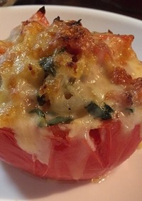 家の食材で☆トマトのファルシーチーズ焼き
