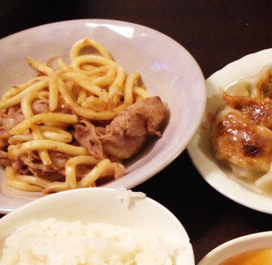 潰瘍性大腸炎☆うめかつお焼きうどんの写真