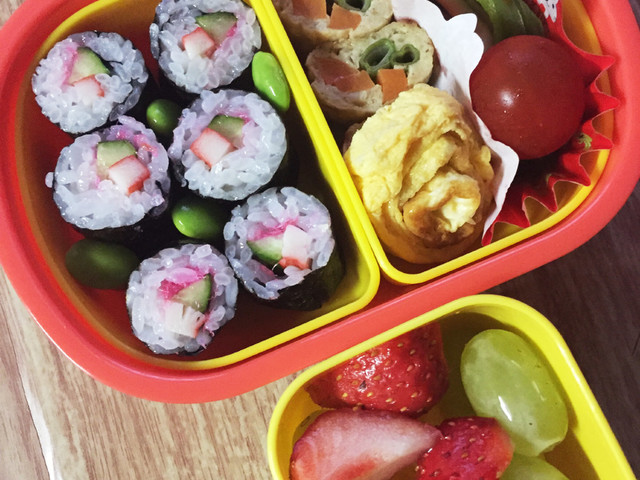 海苔巻きィ 幼稚園のお弁当 レシピ 作り方 By Lipstick クックパッド 簡単おいしいみんなのレシピが356万品 海苔巻きィ 幼稚園のお弁当 レシピ 作り方 By Lipstick クックパッド 簡単おいしいみんなのレシピが356万品