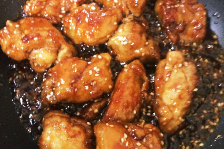 ヨシダソースで鶏肉の甘辛煮 レシピ 作り方 By みすず0223 クックパッド 簡単おいしいみんなのレシピが358万品