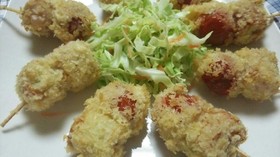 ミニトマトとちくわのつまようじ串揚げ♪