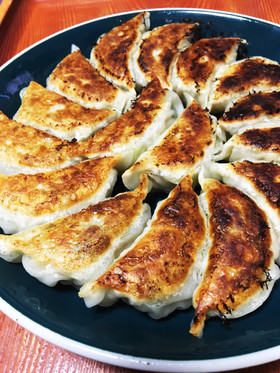 旨味ぎゅうぎゅう♡焼き餃子♡