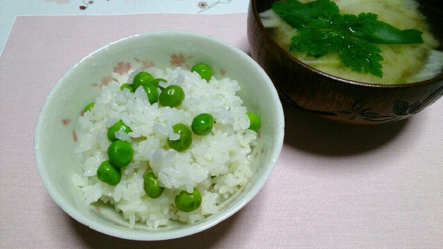 豆のゆで汁で作るえんどう豆ご飯(3合分)の画像