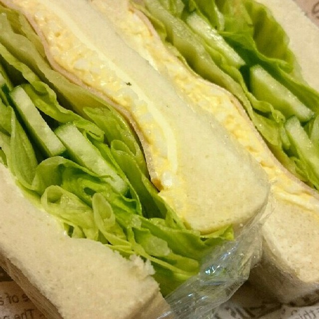 ふんわり食パンでたまごレタスサンドイッチ レシピ 作り方 By ぽちゃっこ クックパッド ふんわり食パンでたまごレタスサンドイッチ レシピ 作り方 By ぽちゃっこ クックパッド
