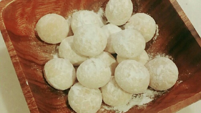 スノーボールクッキー サラダ油 まとまらない