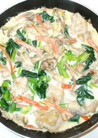 鶏モモ肉小松菜舞茸のシチュー・ルーなし