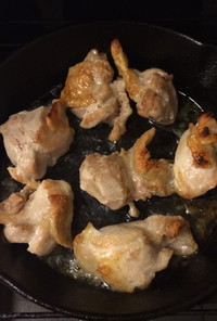 鶏肉のグリル＆スキレット焼き