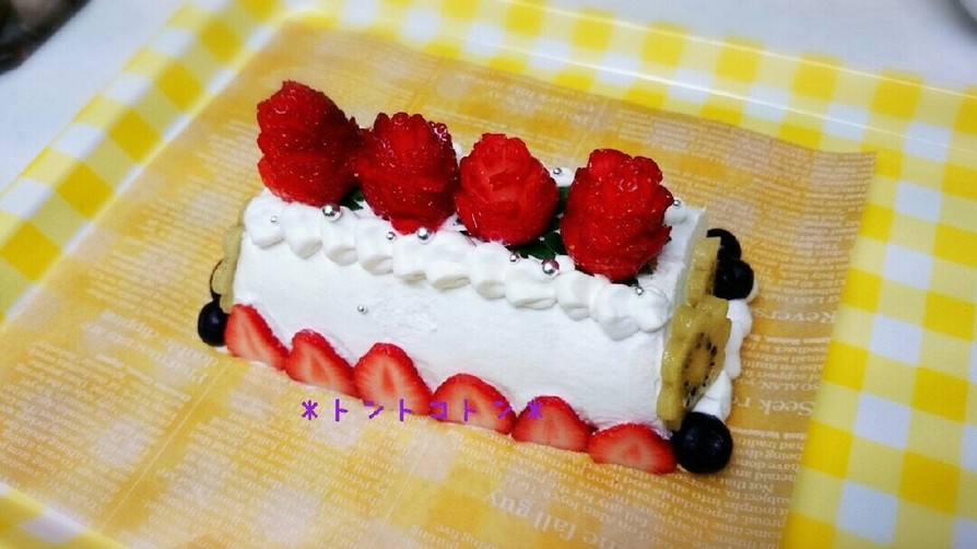 ☆苺のバラで母の日ありがとうケーキ☆の画像