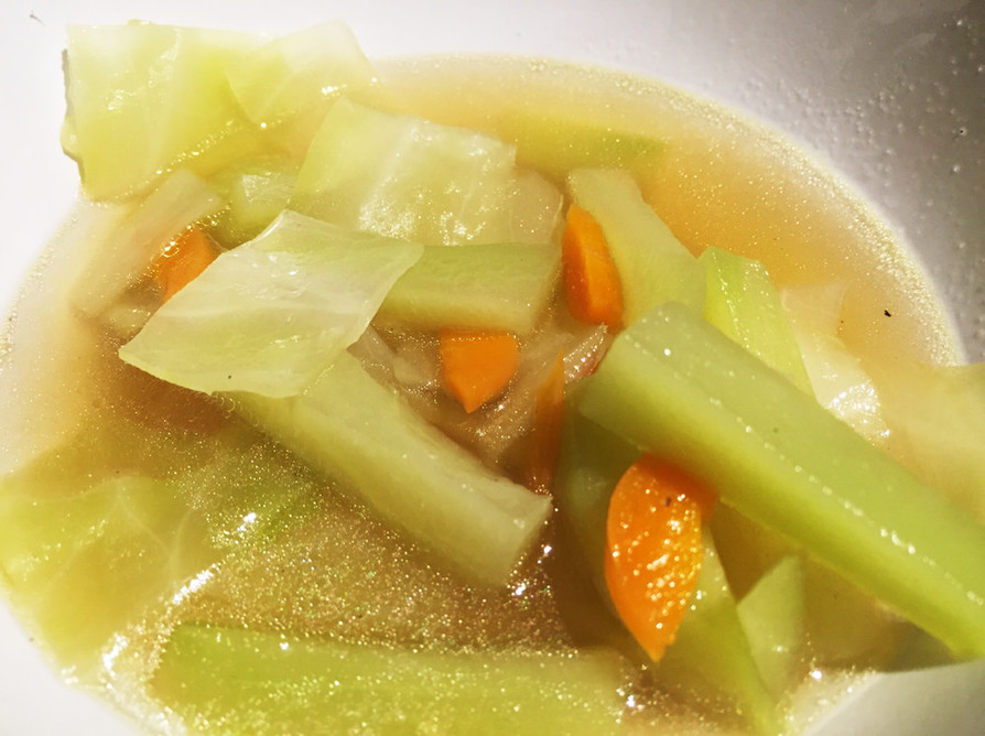 はやとうりとキャベツの中華スープの画像