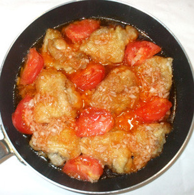 鶏もも肉とトマトのケチャップオイル煮の写真