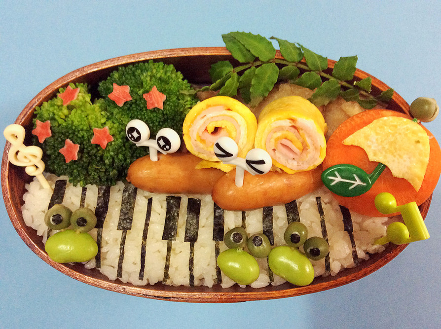 キャラ弁☆グリンピースと枝豆で、カエルの画像