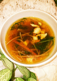 簡単絶品♡オイスターのプリプリ鶏皮スープ