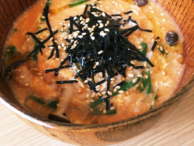 簡単 キムチ雑炊 レシピ 作り方 By Sakiｯコ クックパッド 簡単おいしいみんなのレシピが359万品