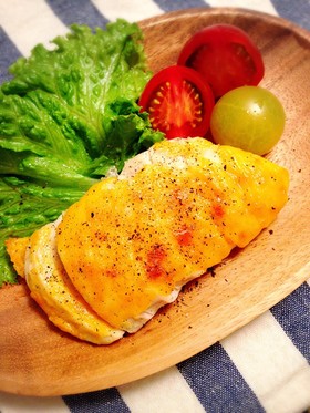 * サラダチキンのチーズ焼き *