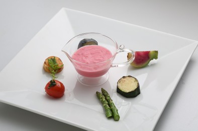 ピンクカレーの焼野菜バーニャ・カウダ風の写真