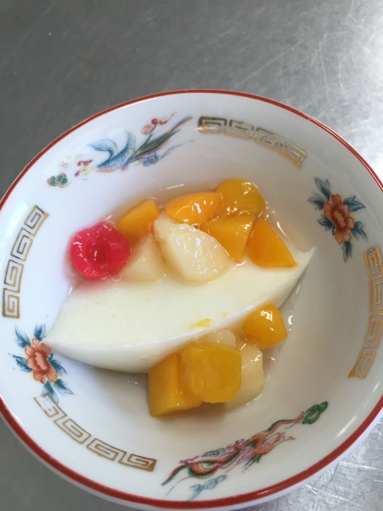 フルーツ缶で杏仁豆腐の画像