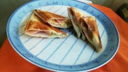ホットサンド(卵&ツナ)の写真