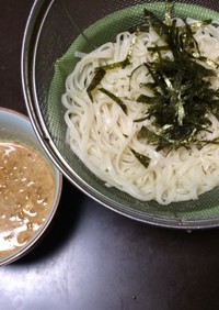 金のごまだれ　にんべん　ざる納豆うどん