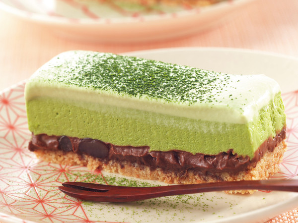 抹茶のレアチーズケーキ