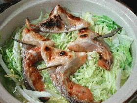 鮭のアラで白菜湯豆腐鍋の画像