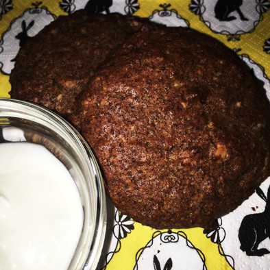 カカオニブのマカロン風ライスクッキー  の写真
