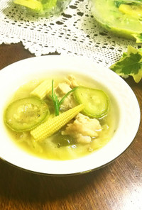 ヘルシー大葉と鶏肉のスパイシー野菜スープ