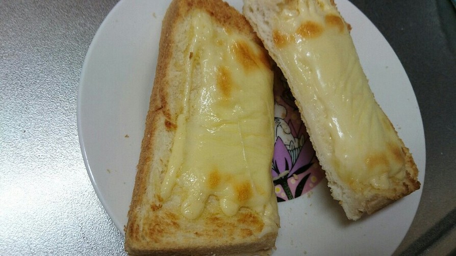 食パンdeマヨチーズの画像