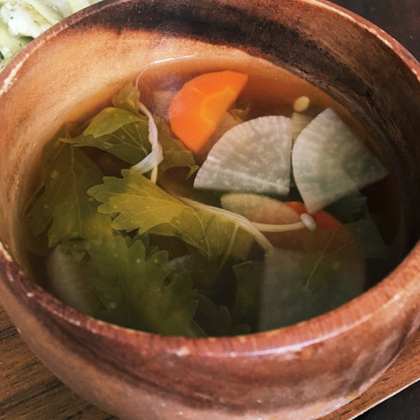 セロリ葉の和風スープ