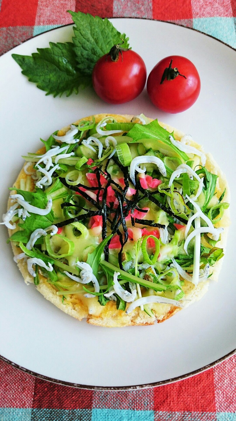 水菜としらすのお好み焼き風ピザの画像