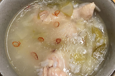 【簡単ヘルシー】手羽元サムゲタン風スープの写真