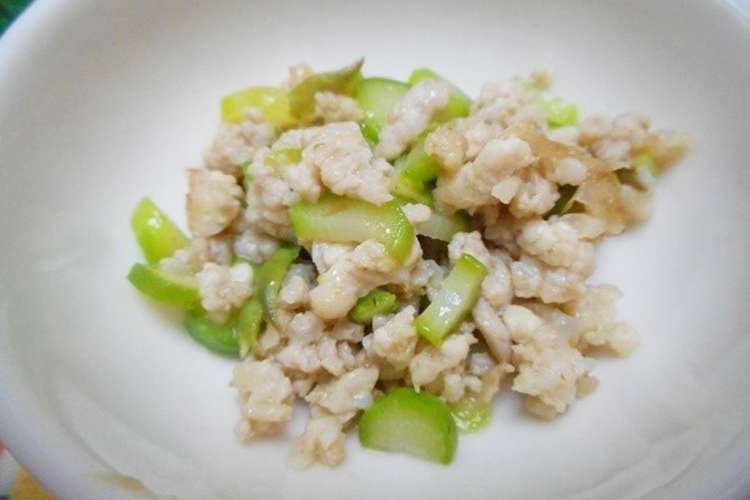 離乳食完了期 鶏ミンチとアスパラの炒め物 レシピ 作り方 By 和の離乳食 中田馨 クックパッド 簡単おいしいみんなのレシピが360万品