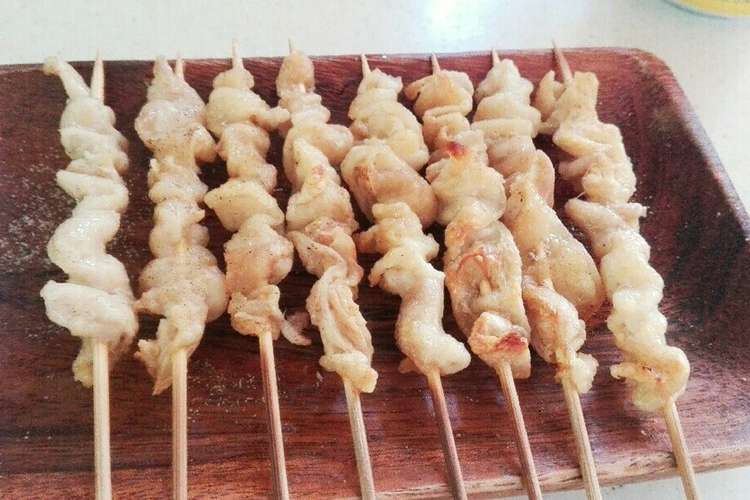本格 かちょーのパリッパリ鶏皮串 レシピ 作り方 By かちょーレシピ クックパッド 簡単おいしいみんなのレシピが352万品