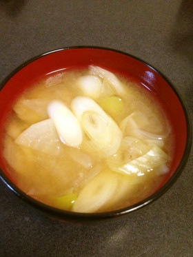 大根と玉ねぎのお味噌汁