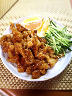 カリカリッ鶏皮の甘ダレ唐揚げ!