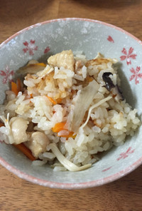 余った鶏皮活用！炊き込みご飯