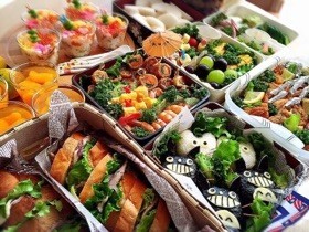 運動会 お弁当 ちらし寿司トトロおにぎり