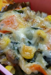 お弁当☆即席味噌汁の具＆野菜のチーズ焼