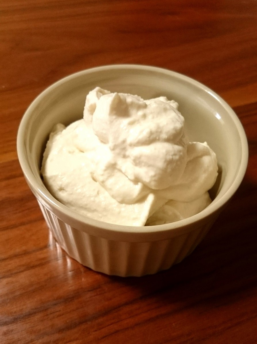 ミニパンプキンカップケーキとクリームチーズフロスティングのレシピ