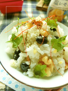 胡桃・黒豆の塩レモン×塩昆布混ぜごはん