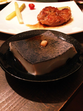糖質制限オカズ2層の胡麻豆腐。