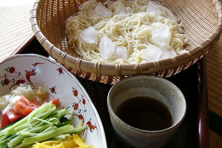 うちの冷や麦 基本の冷麦つゆ レシピ 作り方 By 真さん クックパッド 簡単おいしいみんなのレシピが356万品