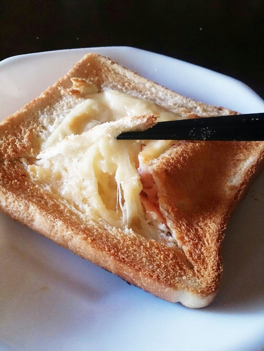 明太チーズフォンデュトーストの画像